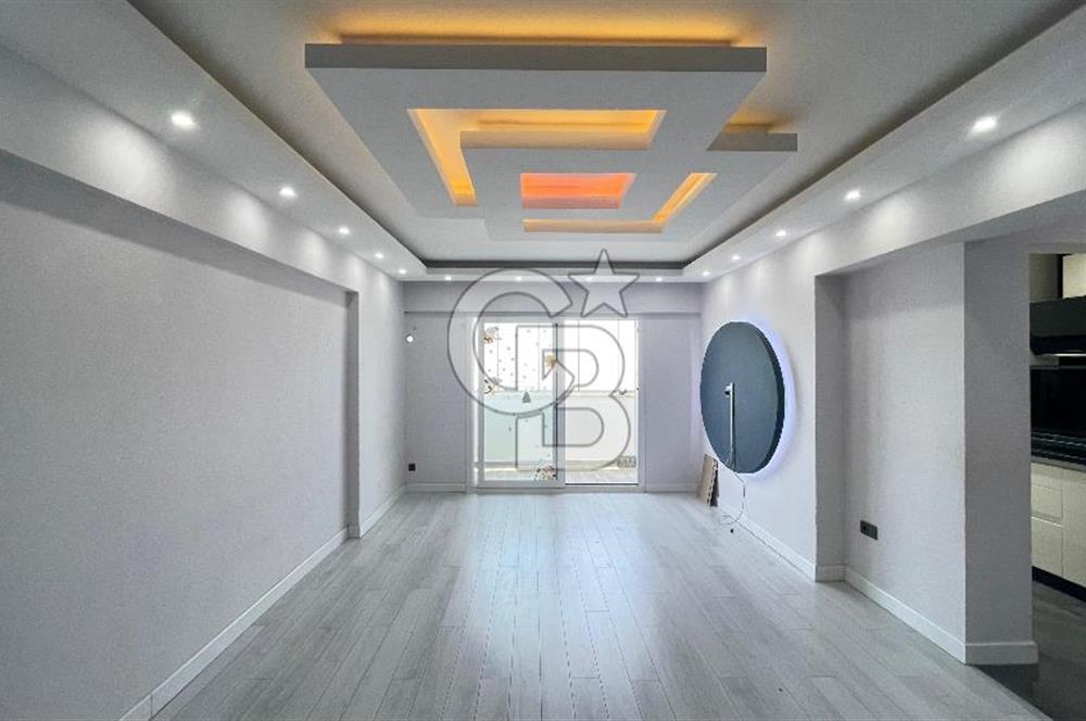 Çiğli Palmiye Park Terasta Mimari Tasarımlı Büyük Tip 2+1 Daire