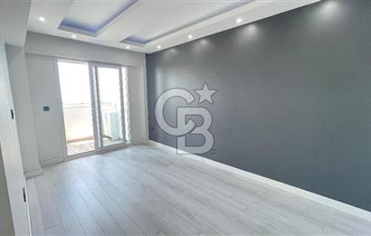 Çiğli Palmiye Park Terasta Mimari Tasarımlı Büyük Tip 2+1 Daire