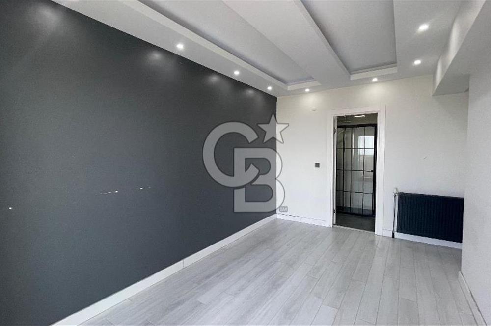 Çiğli Palmiye Park Terasta Mimari Tasarımlı Büyük Tip 2+1 Daire