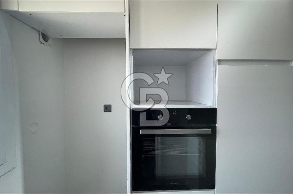 Çiğli Palmiye Park Terasta Mimari Tasarımlı Büyük Tip 2+1 Daire