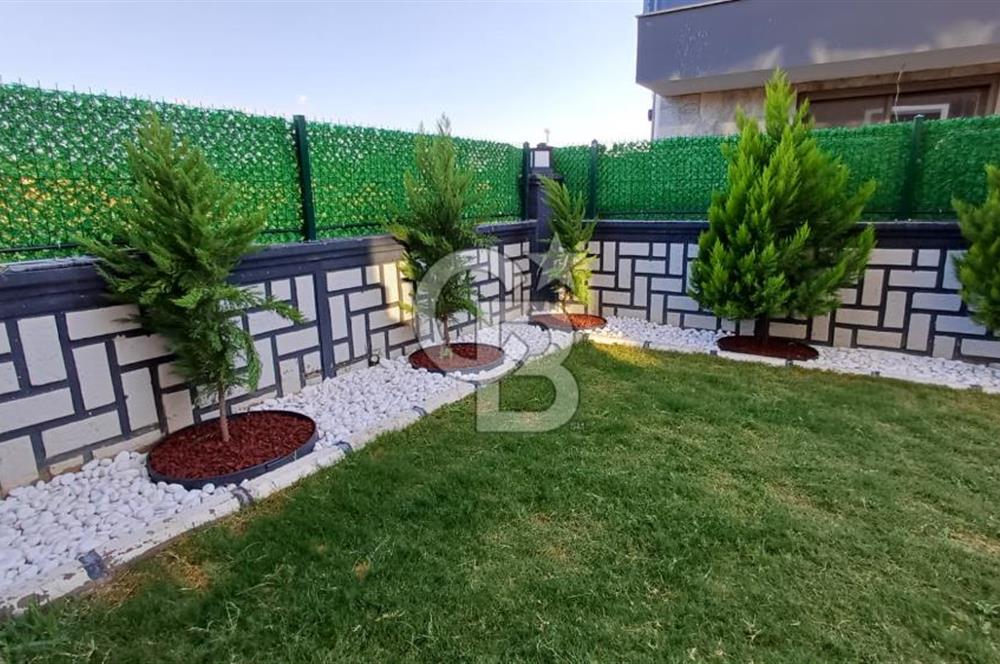 Buca'da Doğayla İç İçe Özel Havuzlu Satılık 4+1 Lüks Villa