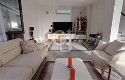 Buca'da Doğayla İç İçe Özel Havuzlu Satılık 4+1 Lüks Villa