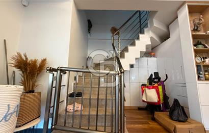 Buca Site İçi Yeni Binada Havuzlu, Geniş Teraslı 3+1 Dubleks