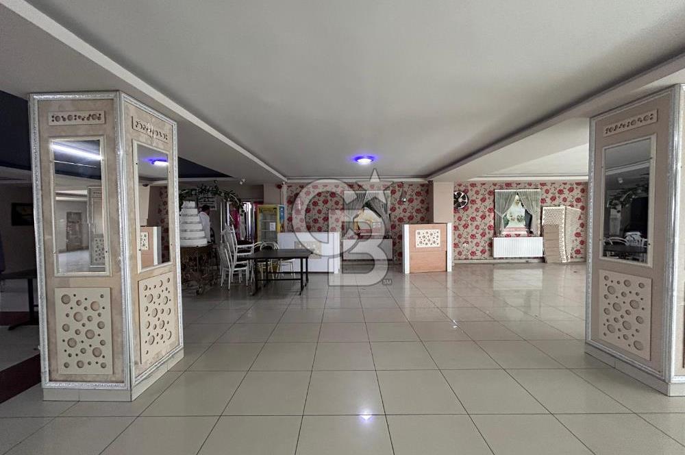 YENİDOĞAN MERKEZDE KİRALIK PLAZA KATI
