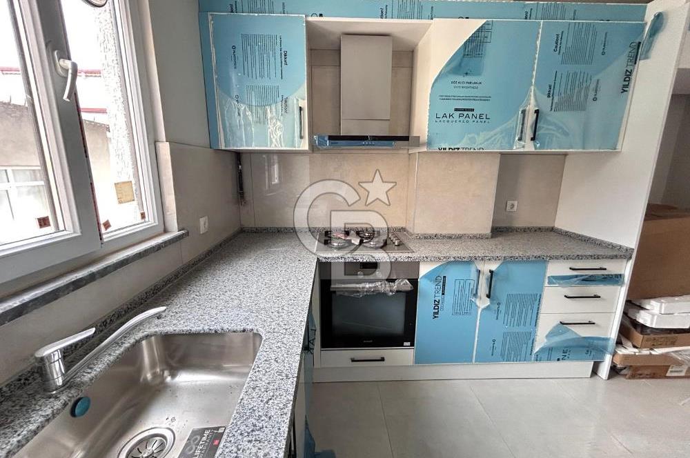 SIFIR KAPALI OTOPARKLI CADDE ÜZERİ ARA KAT 2+1 DAİRE