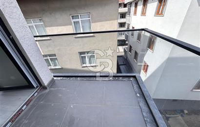 SIFIR KAPALI OTOPARKLI CADDE ÜZERİ ARA KAT 2+1 DAİRE
