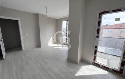 CADDE ÜZERİNDE OTOPARKLI 3+1 ÜST DUBLEKS DAİRE