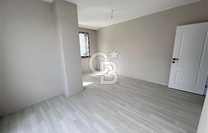 SIFIR OTOPARKLI CADDE ÜZERİ ARA KAT 2+1 DAİRE