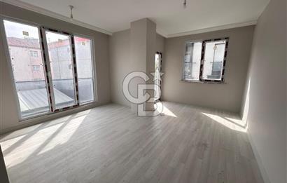 CADDE ÜZERİNDE SIFIR OTOPARKLI 2+1 ARA KAT DAİRE