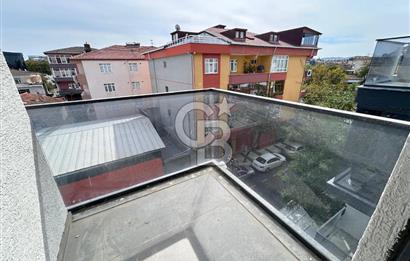 CADDE ÜZERİNDE OTOPARKLI 3+1 ÜST DUBLEKS DAİRE