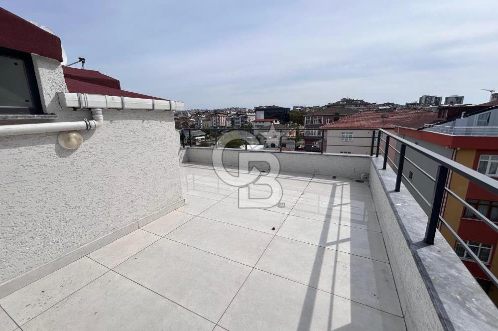CADDE ÜZERİNDE OTOPARKLI 3+1 ÜST DUBLEKS DAİRE