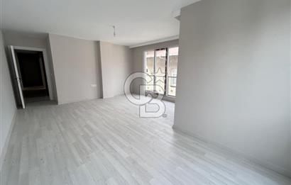 SIFIR KAPALI OTOPARKLI CADDE ÜZERİ ARA KAT 2+1 DAİRE