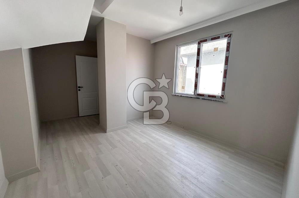 CADDE ÜZERİNDE OTOPARKLI 3+1 ÜST DUBLEKS DAİRE