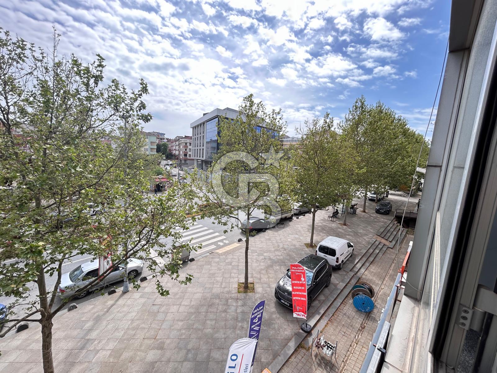 YENİDOĞAN MERKEZDE KİRALIK OFİS KATI