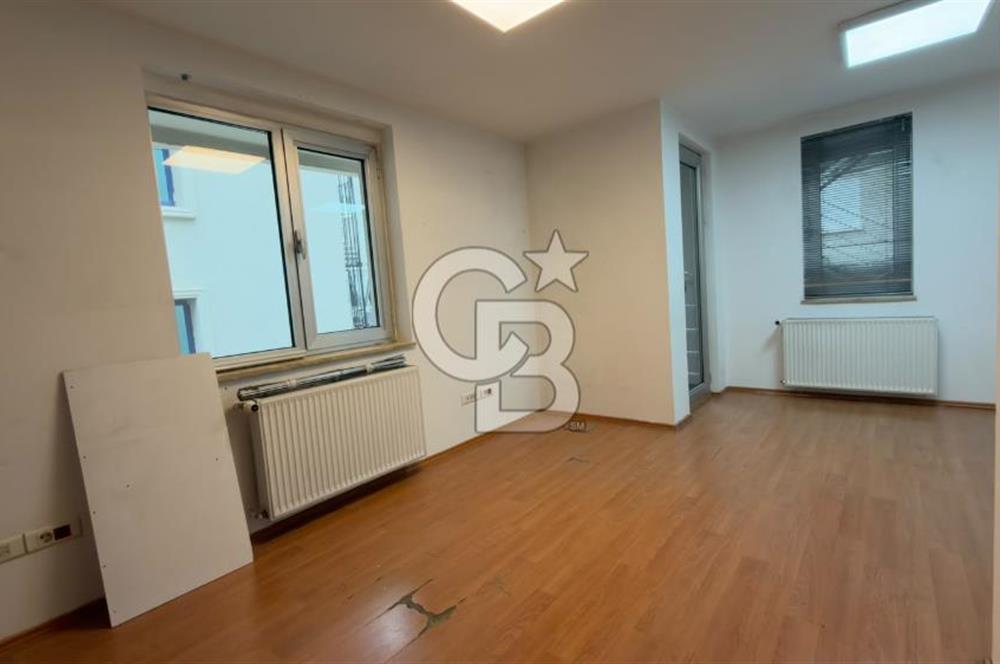 ÇETİN EMEÇ BULVARI KAPALI OTOPARKLI 110 m² 4 ODALI KİRALIK OFİS