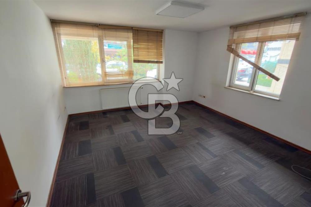 ÇETİN EMEÇ BULVARI KAPALI OTOPARKLI 110 m² 4 ODALI KİRALIK OFİS