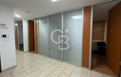 ÇETİN EMEÇ BULVARI KAPALI OTOPARKLI 110 m² 4 ODALI KİRALIK OFİS