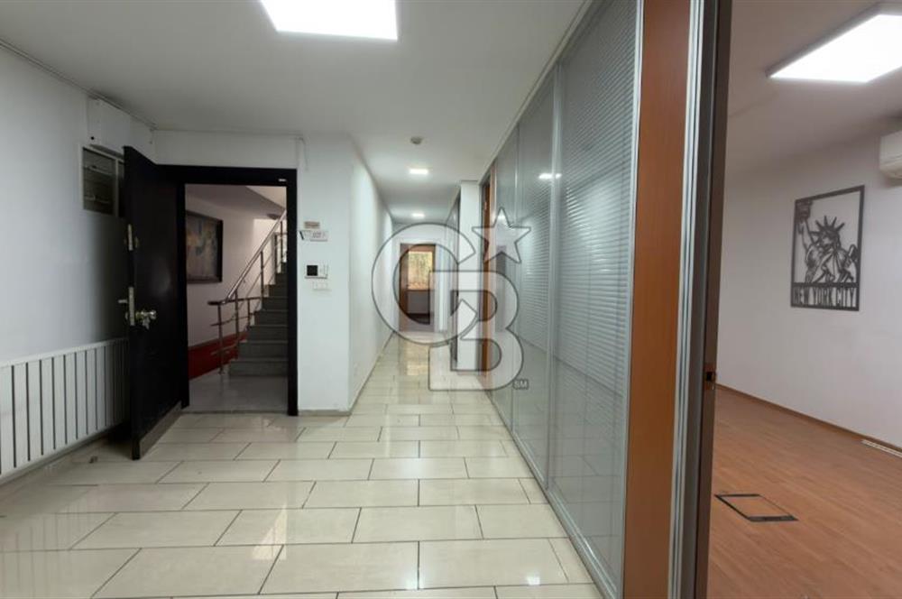 ÇETİN EMEÇ BULVARI KAPALI OTOPARKLI 110 m² 4 ODALI KİRALIK OFİS