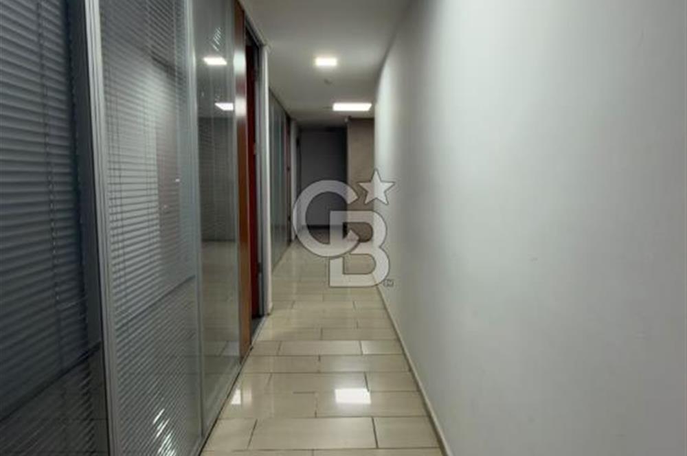 ÇETİN EMEÇ BULVARI KAPALI OTOPARKLI 110 m² 4 ODALI KİRALIK OFİS