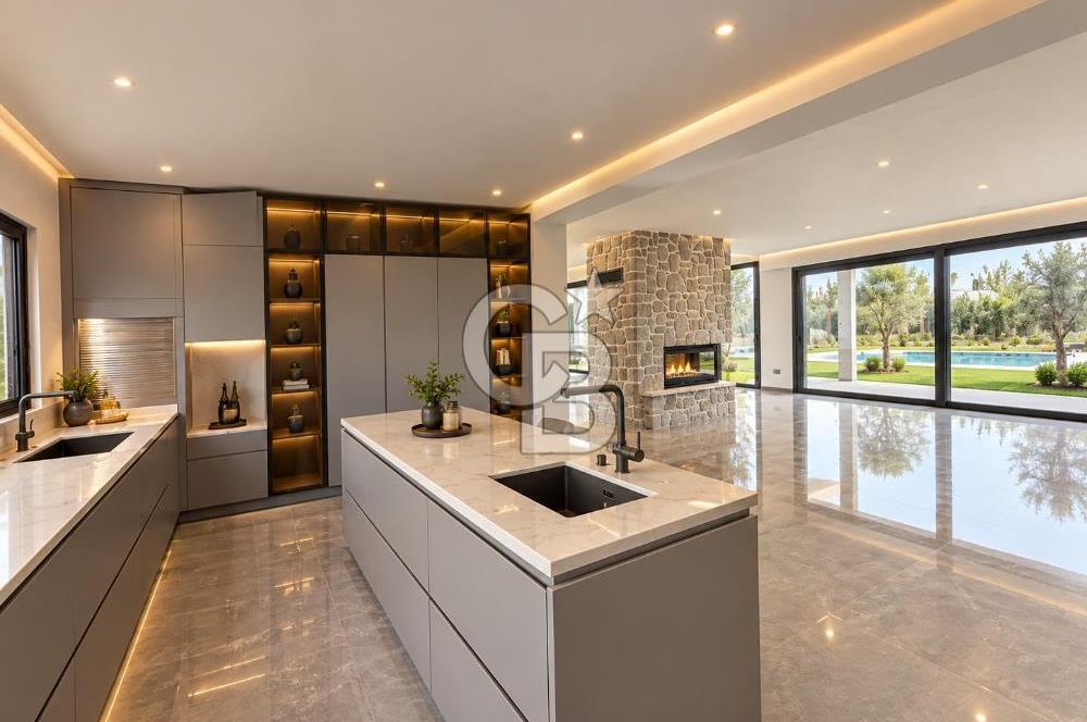 Urla Atatürk Mahallesinde 2.880 m² Arsa İçerisinde 650m² Ultra Lüx Akıllı Malikane