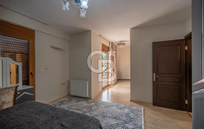 CB MARİNA'DAN CAMİAVLU YEŞİMSİTESİ HAVUZLU OTOPARKLI MÜSTAKİL EV