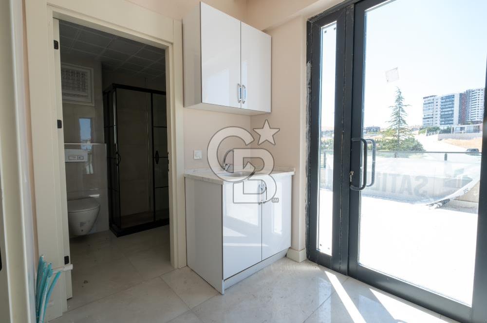 ÇAMBAYIRI CAD. KÖŞE PARSEL, TİCARİ KULLANIMA UYGUN SATILIK VİLLA
