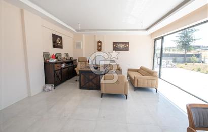 ÇAMBAYIRI CAD. KÖŞE PARSEL, TİCARİ KULLANIMA UYGUN SATILIK VİLLA
