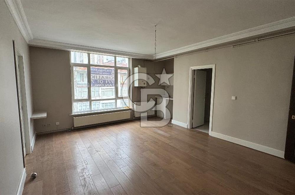 Bostancı Minibüs Yolu'nda, Merkezi Konumda Kiralık 50 m² 1+1 Ofis