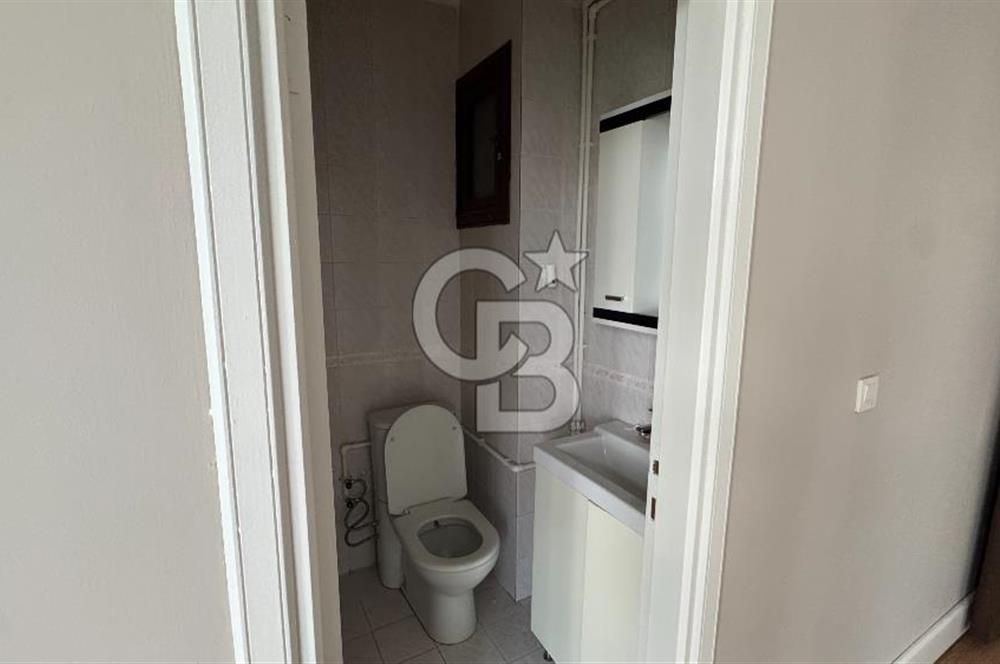 Bostancı Minibüs Yolu'nda, Merkezi Konumda Kiralık 50 m² 1+1 Ofis