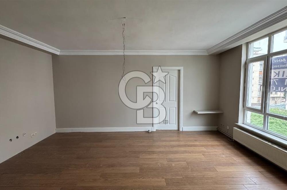 Bostancı Minibüs Yolu'nda, Merkezi Konumda Kiralık 50 m² 1+1 Ofis