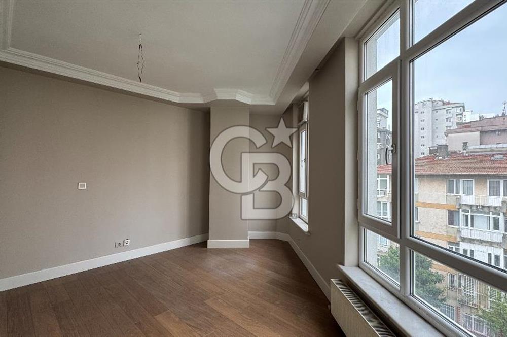 Bostancı Minibüs Yolu'nda, Merkezi Konumda Kiralık 50 m² 1+1 Ofis