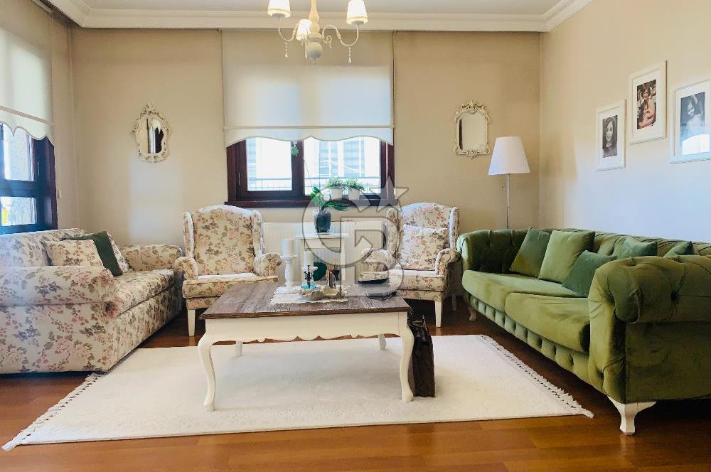 SUBAYEVLERİ ORMAN MANZARALI SATILIK 4+1 DAİRE