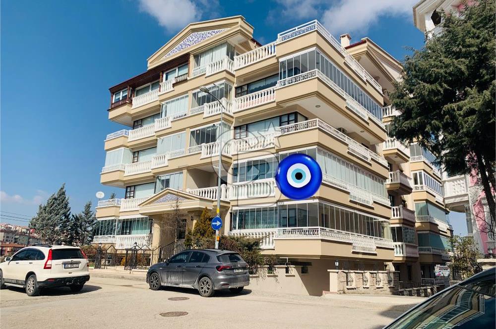 SUBAYEVLERİ ORMAN MANZARALI SATILIK 4+1 DAİRE
