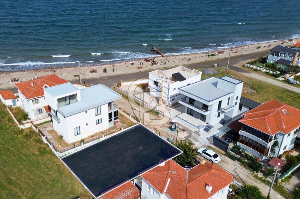 Çanakkale Lapseki Emek Tatil'de Deniz Kenarı 300m² Villa Arsası