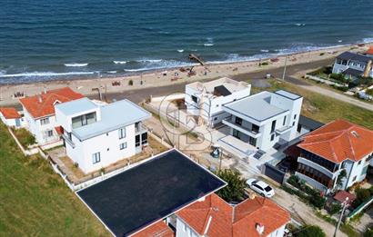 Çanakkale Lapseki Emek Tatil'de Deniz Kenarı 300m² Villa Arsası