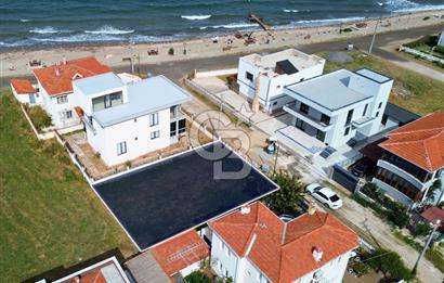Çanakkale Lapseki Emek Tatil'de Deniz Kenarı 300m² Villa Arsası