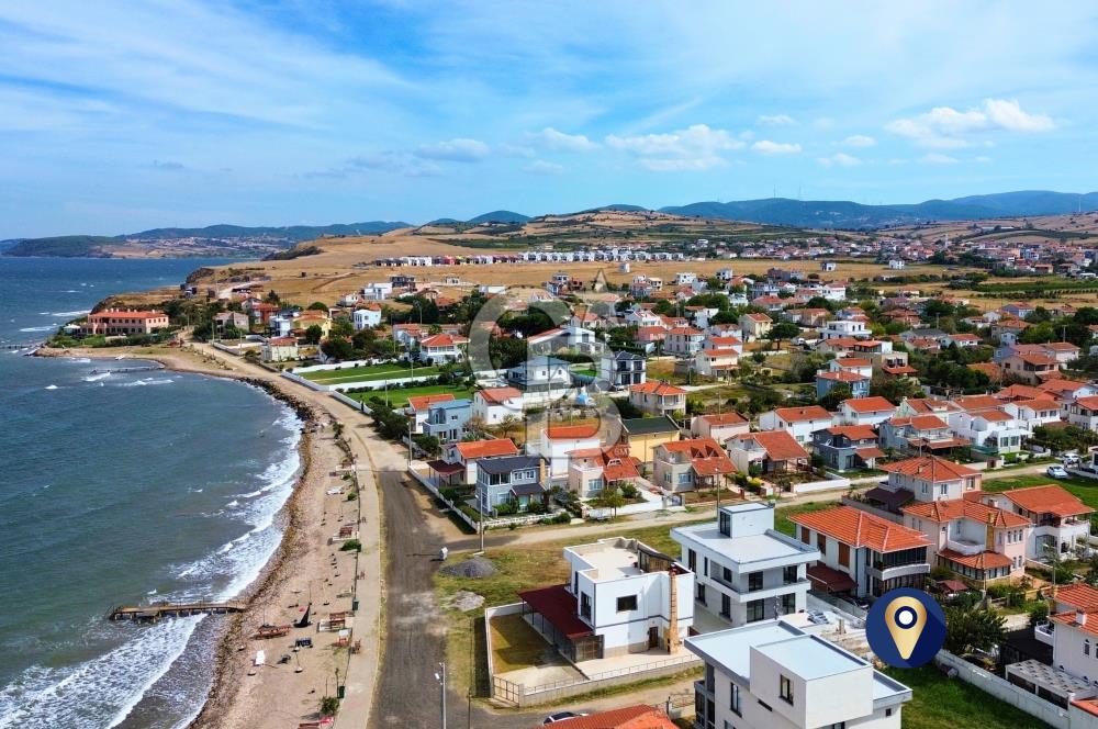 Çanakkale Lapseki Emek Tatil'de Deniz Kenarı 300m² Villa Arsası