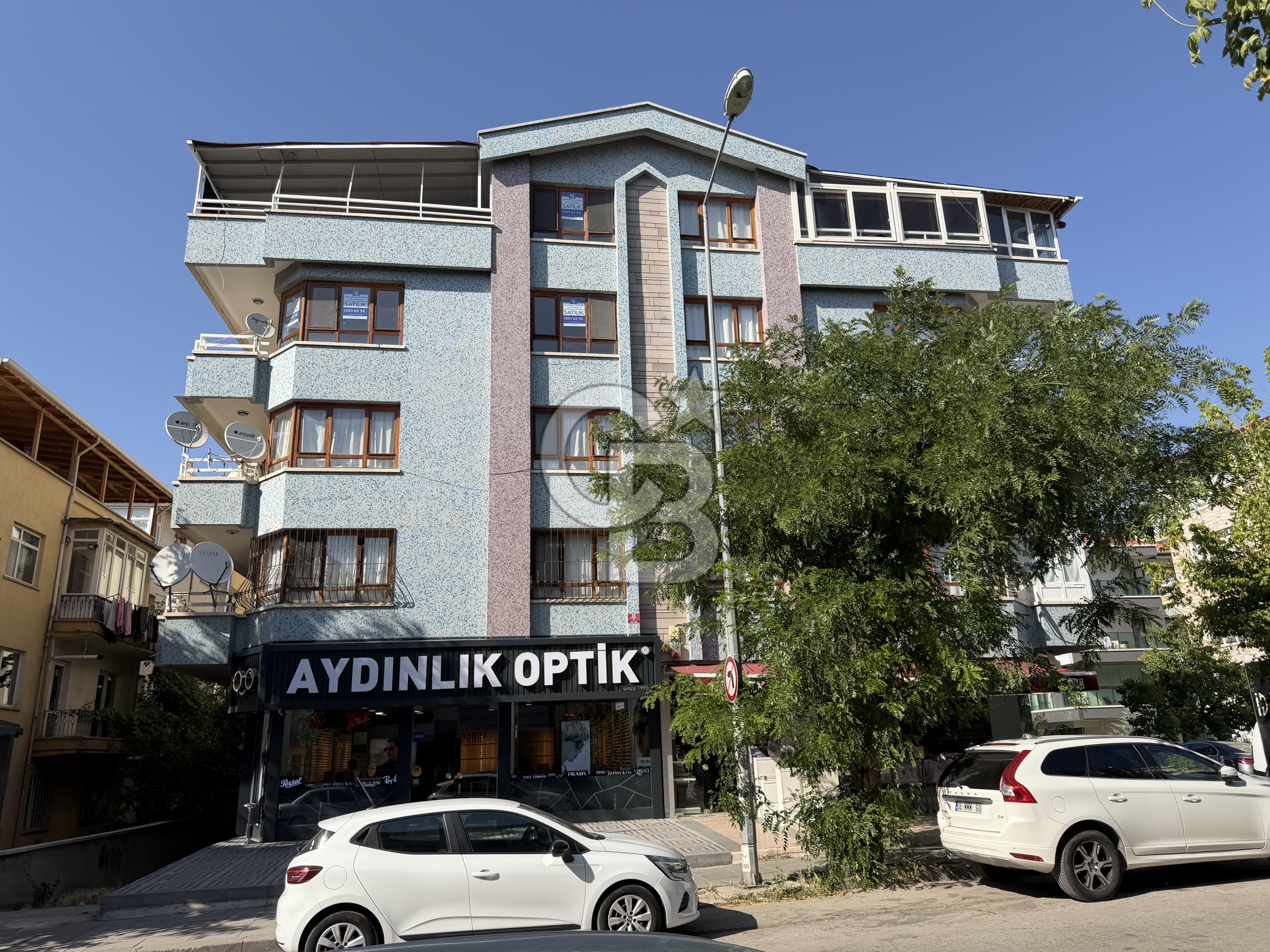 AYDINLIKEVLER ÇAĞDAŞ SOKAK ARA KATTA 3+1 SATILIK FIRSAT DAIRE