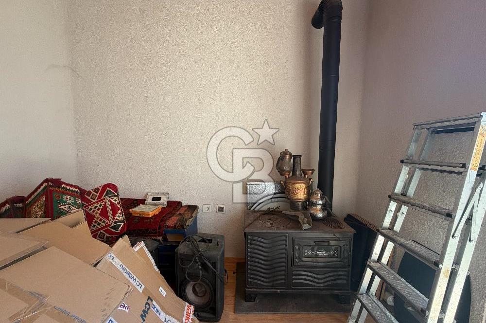ERYAMAN ATA MAHALLESI'NDE İSKANLI 6+2 HAVUZLU SATILIK LÜKS VILLA