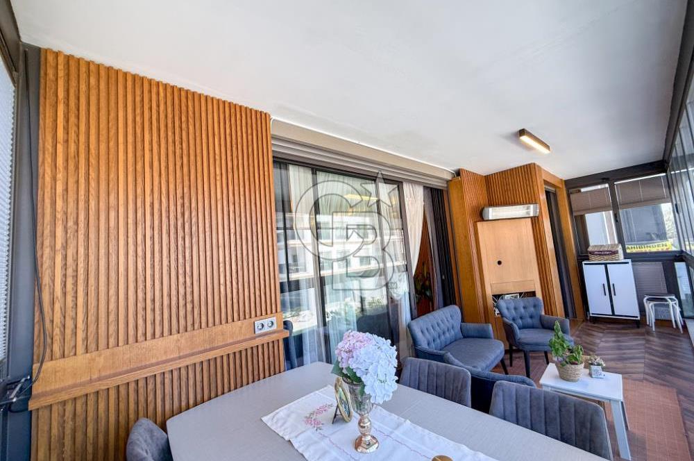 GAZİEMİR OM LIFE SİTESİ'NDE ÖZEL DONANIMLI 3+1 SATILIK DAİRE