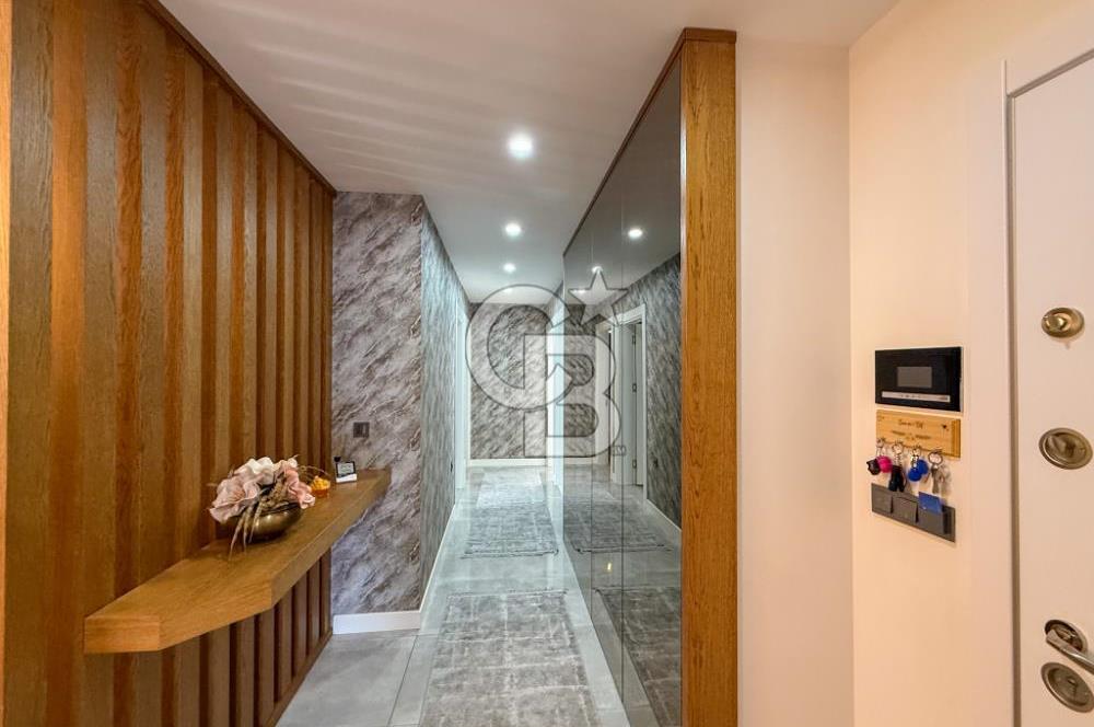 GAZİEMİR OM LIFE SİTESİ'NDE ÖZEL DONANIMLI 3+1 SATILIK DAİRE