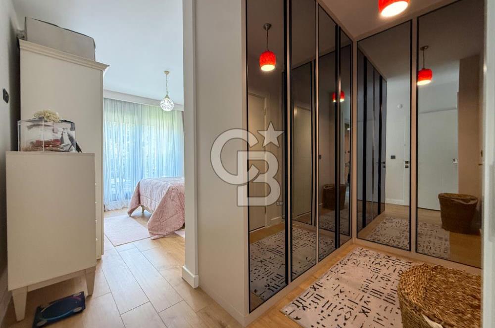 GAZİEMİR OM LIFE SİTESİ'NDE ÖZEL DONANIMLI 3+1 SATILIK DAİRE