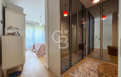 GAZİEMİR OM LIFE SİTESİ'NDE ÖZEL DONANIMLI 3+1 SATILIK DAİRE