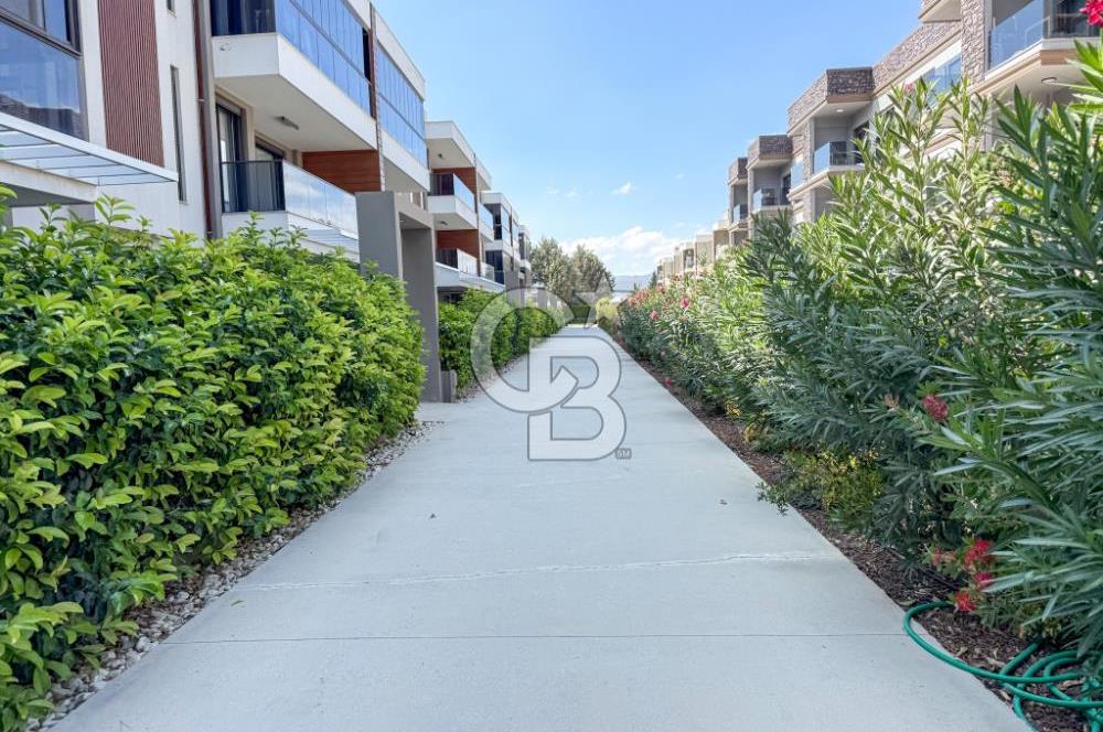 GAZİEMİR OM LIFE SİTESİ'NDE ÖZEL DONANIMLI 3+1 SATILIK DAİRE