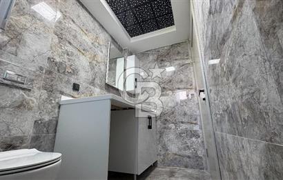 Yenifoça'da Satılık Deniz Manzaralı Tam Müstakil 3+2 Villa