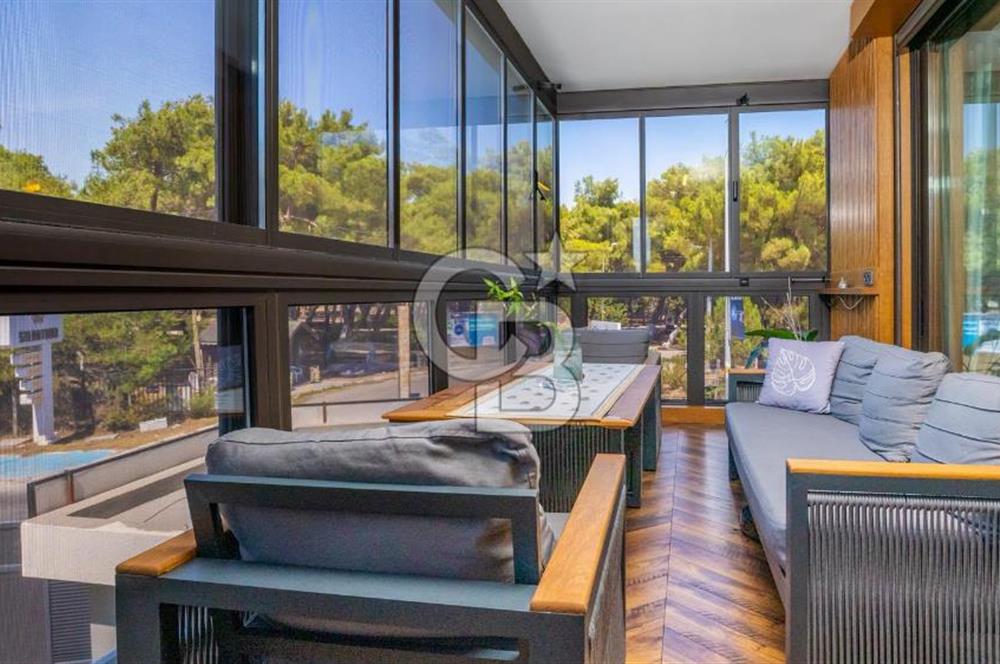 GAZİEMİR OM LIFE SİTESİ'NDE ÖZEL DONANIMLI 3+1 SATILIK DAİRE
