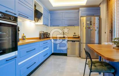 GAZİEMİR OM LIFE SİTESİ'NDE ÖZEL DONANIMLI 3+1 SATILIK DAİRE