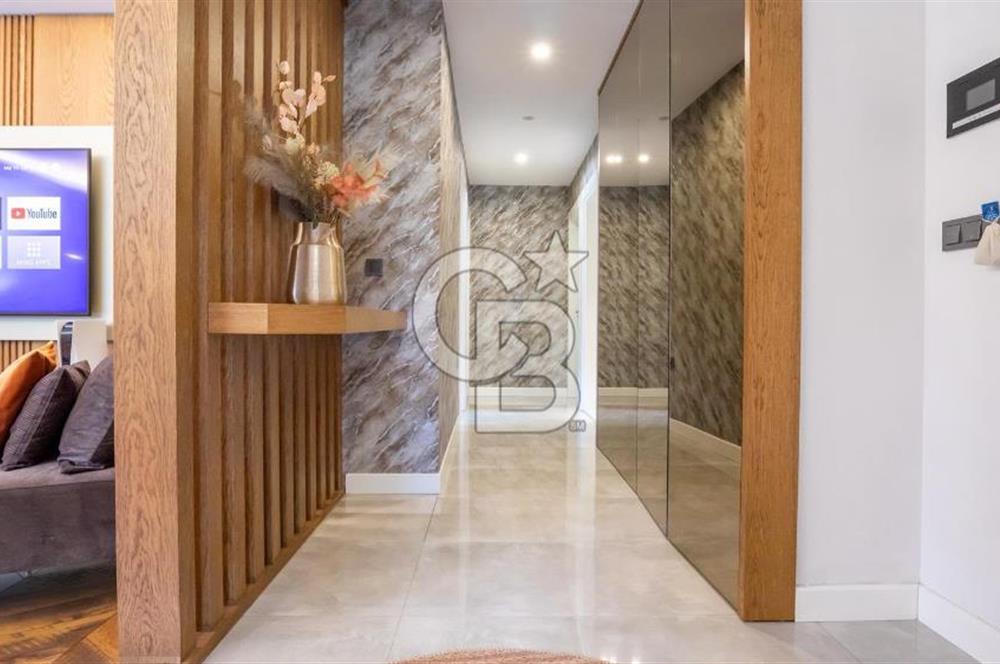 GAZİEMİR OM LIFE SİTESİ'NDE ÖZEL DONANIMLI 3+1 SATILIK DAİRE
