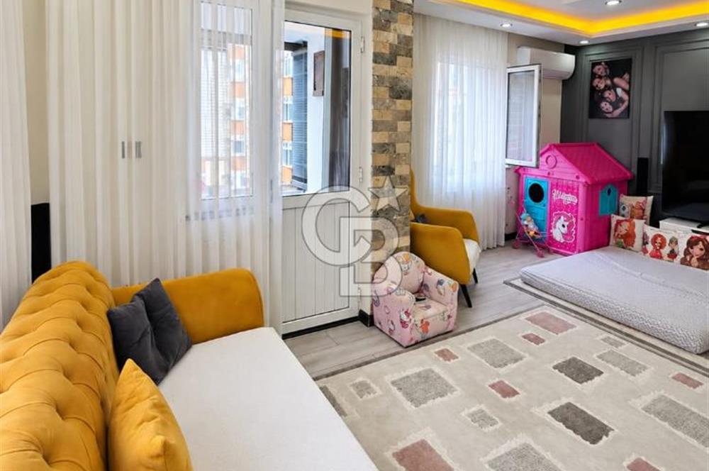 UĞUR MUMCU'DA 8.KAT | 93 M² NET | YENİLENMİŞ | MANZARALI 3+1