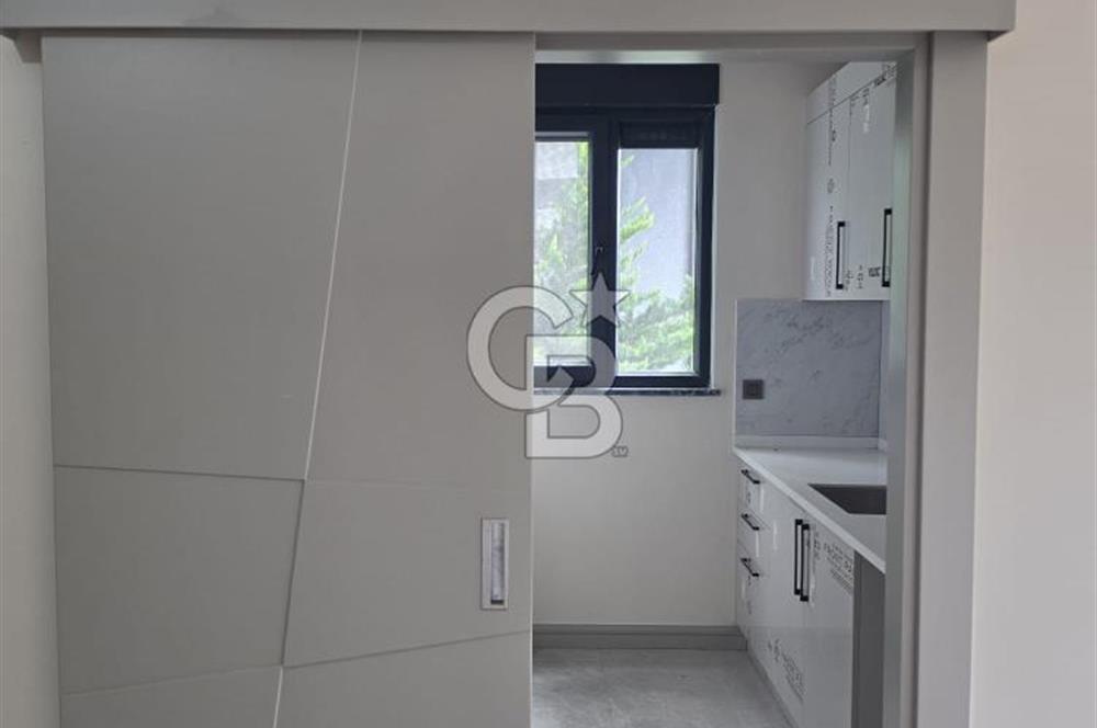 ÜSKÜDAR BURHANİYEDE SIFIR BİNADA, MODERN VE KONFORLU 2+1 DAİRE!